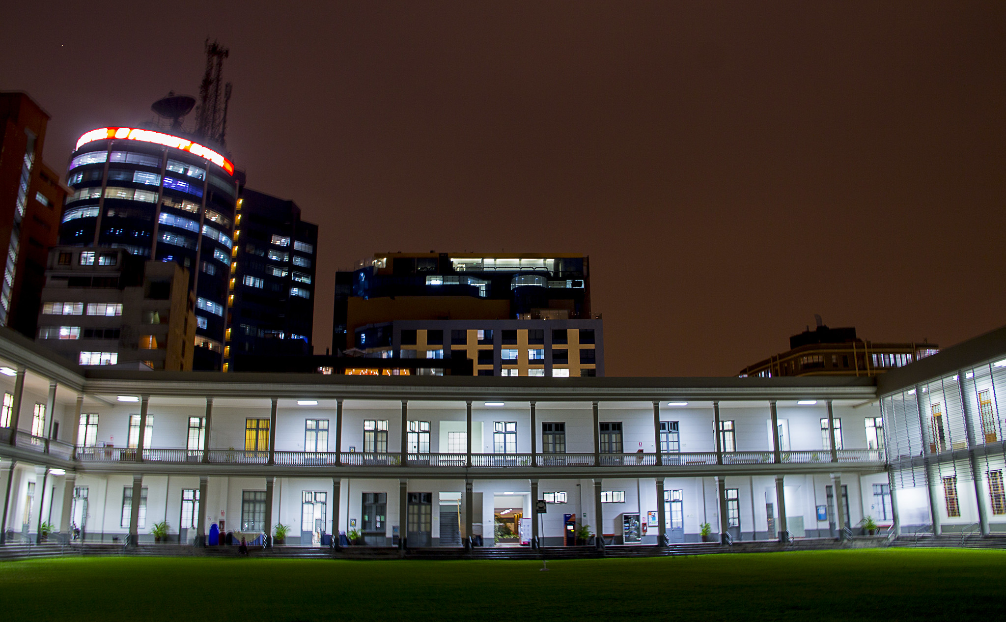 Sostenibilidad y rehumanización de las marcas. Desafíos y oportunidades para este siglo XXI. Facultad de Comunicación UDEP